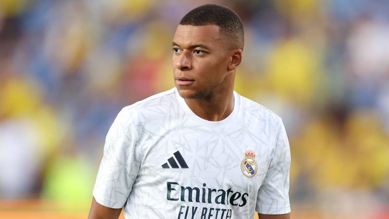 Cầu Thủ Nào Được Trả Lương Cao Nhất Năm 2025 4 Kylian Mbappe – Thu nhập 105 triệu euro/năm